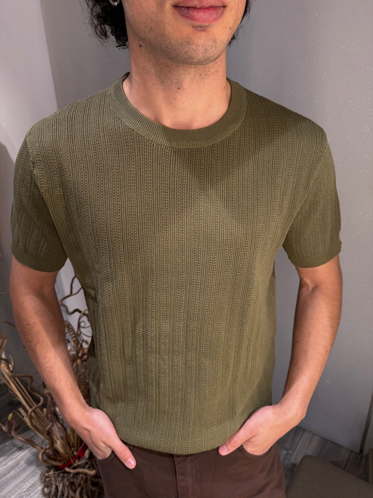 T-SHIRT IN MAGLIA TEXTURIZZATA MILITARE