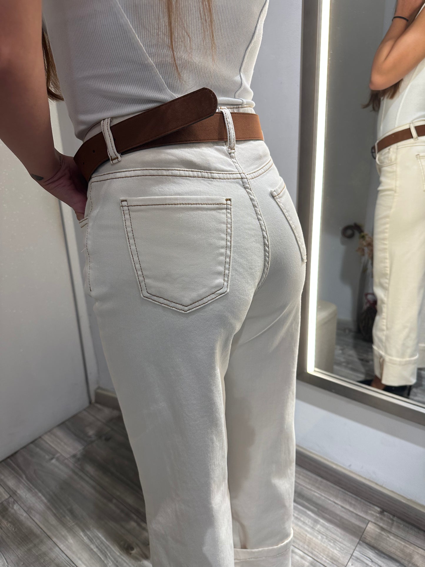 PANTA RISVOLTO CON CINTURA BURRO