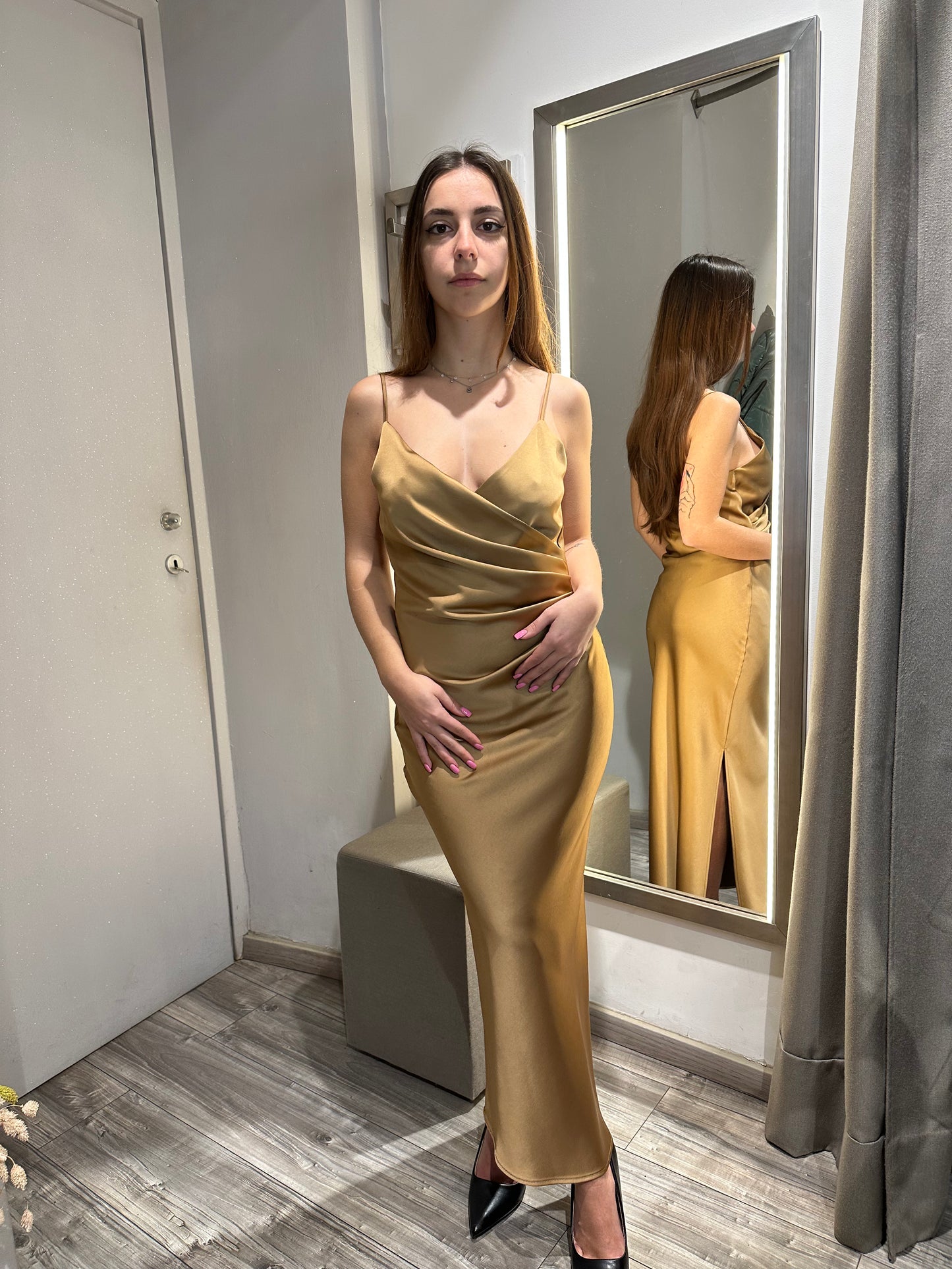 ABITO MIDI DRAPPEGGIATO EFFETTO SATIN