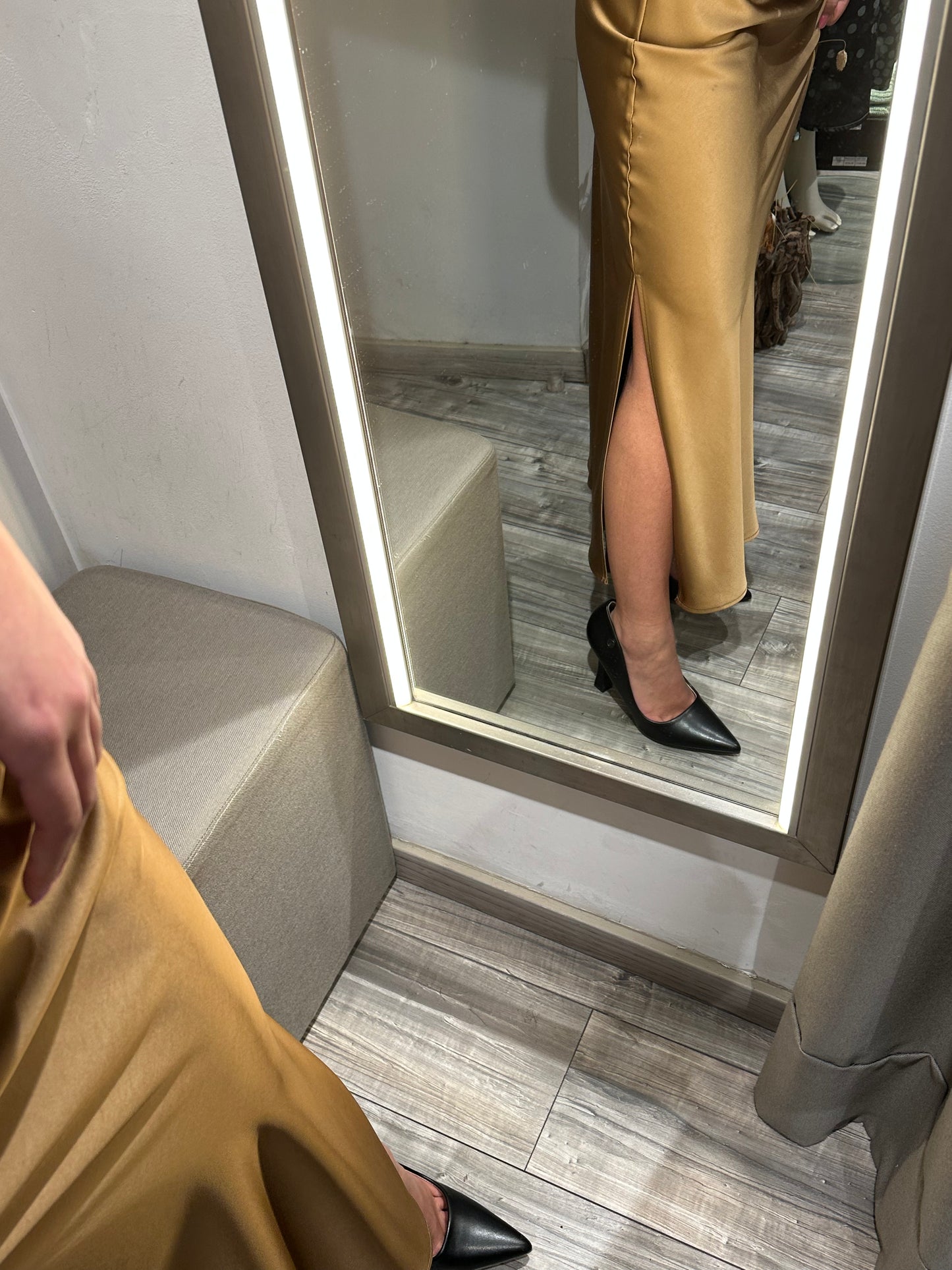 ABITO MIDI DRAPPEGGIATO EFFETTO SATIN