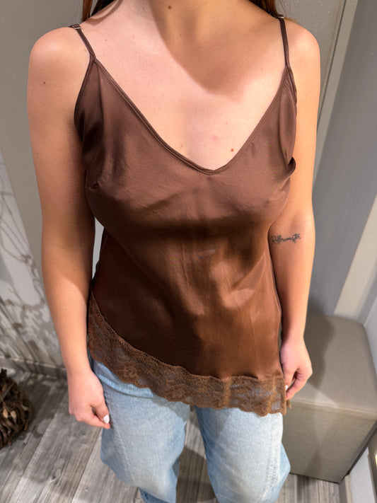 TOP IN VISCOSA CON BORDO IN PIZZO