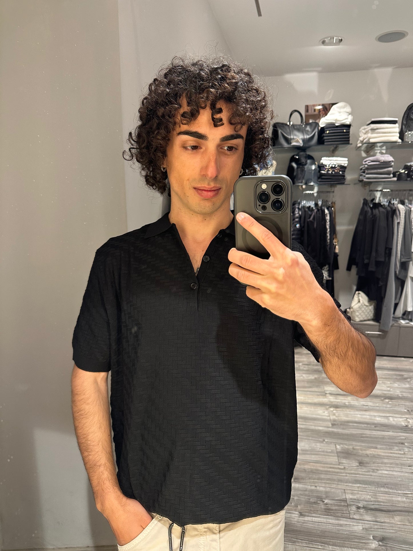 POLO IN MAGLIA OPERATA IN MISTO VISCOSA NERA