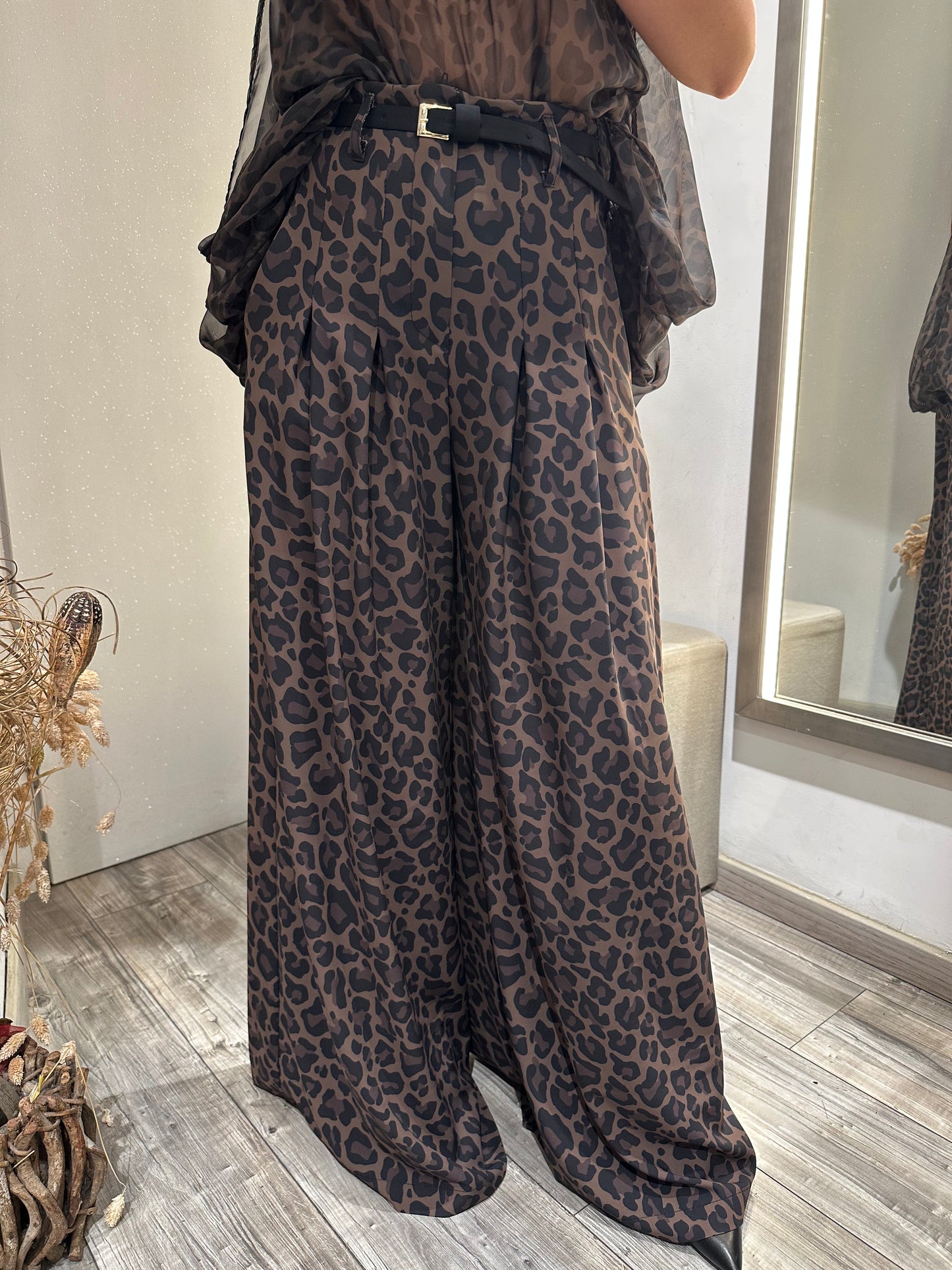 PANTALONI AMPI A VITA ALTA STAMPATI