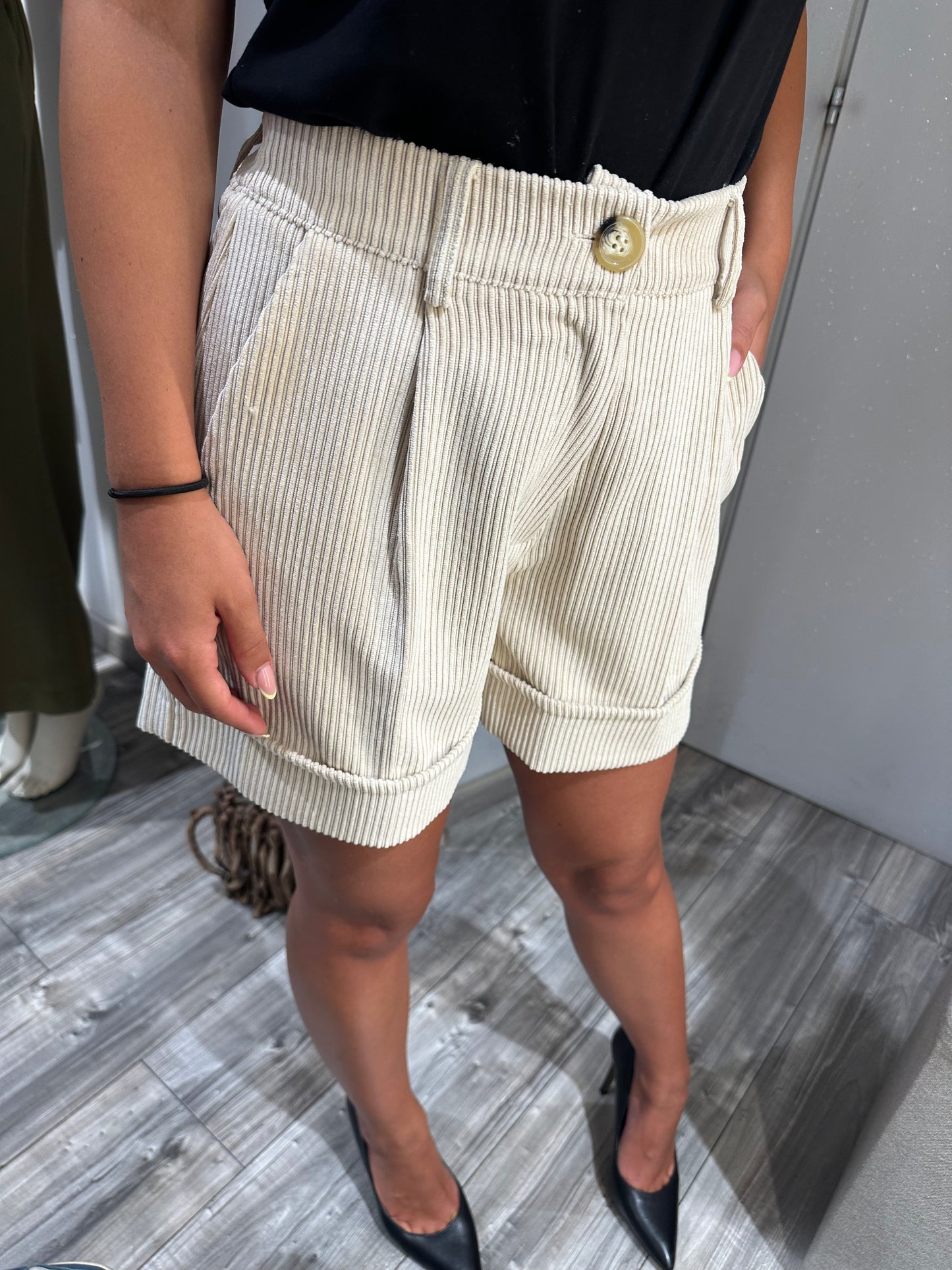 SHORT VELLUTO GESSO