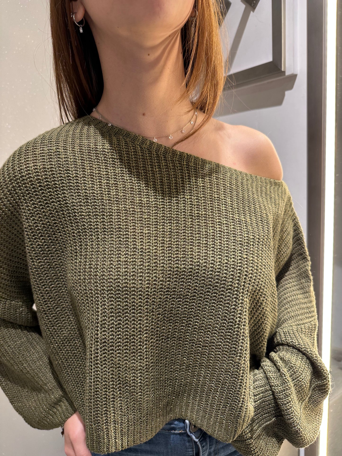 MAGLIA CROP COSTA INGLESE CON SPALLA SCESA