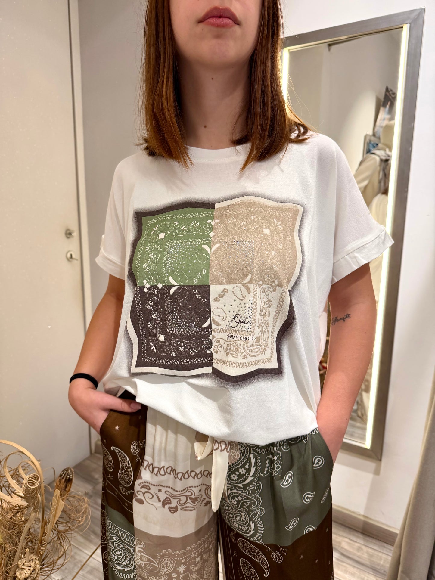 T-SHIRT VISCOSA STAMPA BANDANA