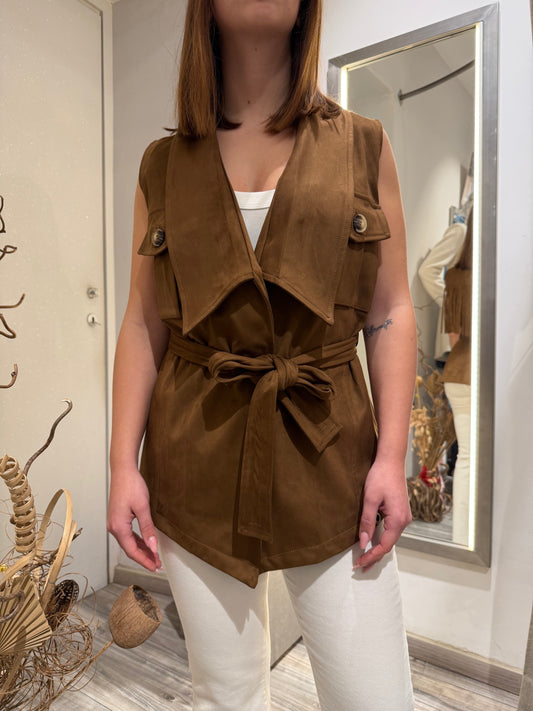 GILET IN SUEDE CON FRANGE