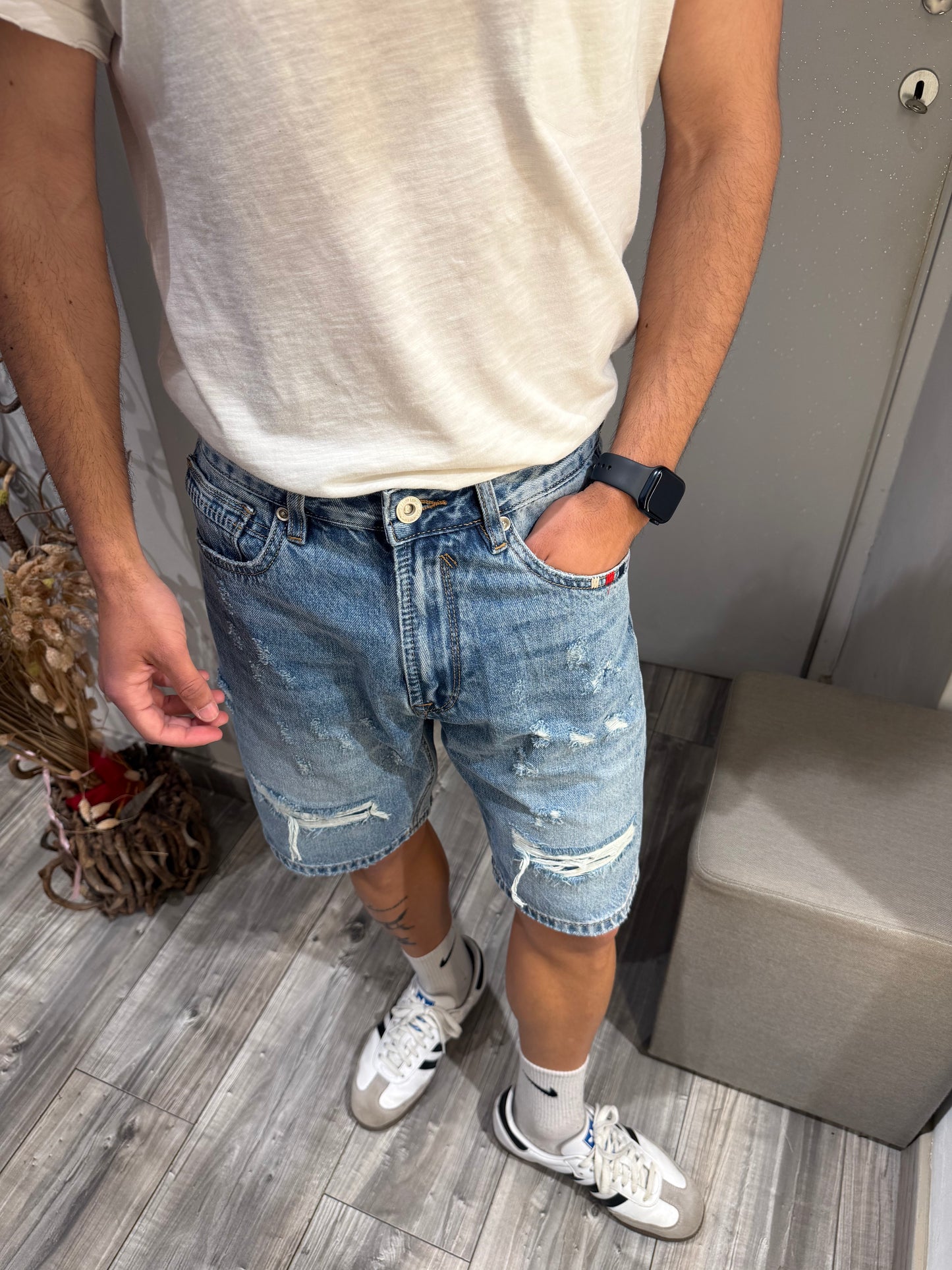 BERMUDA GIANNI LUPO DENIM CON ROTTURE