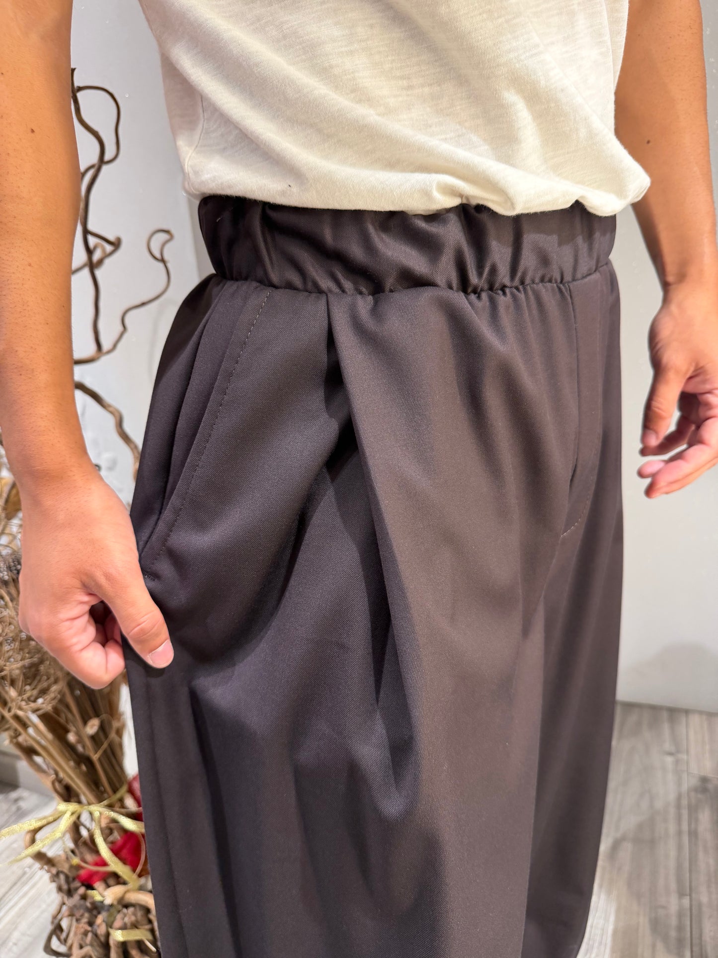PANTALONE IMPERIAL BAGGY-FIT CON PINCES E VITA ELASTICIZZATA MORO PE6Y