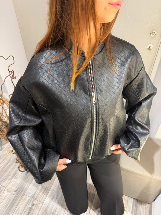 BOMBER JACKET CORTA CON MANICHE AMPIE E ZIP