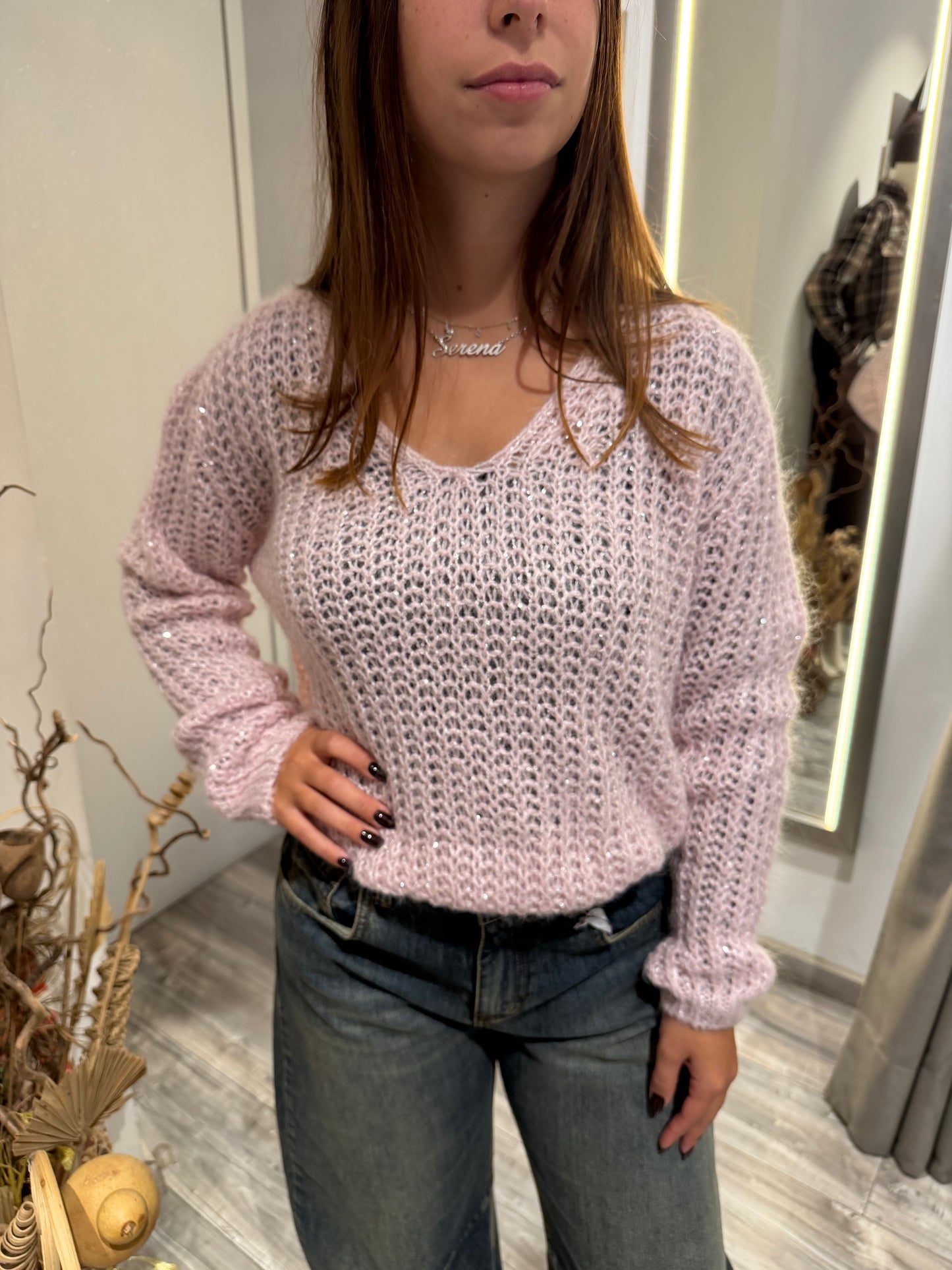 MAGLIONE SCOLLO V PAILETTES ROSA 2247