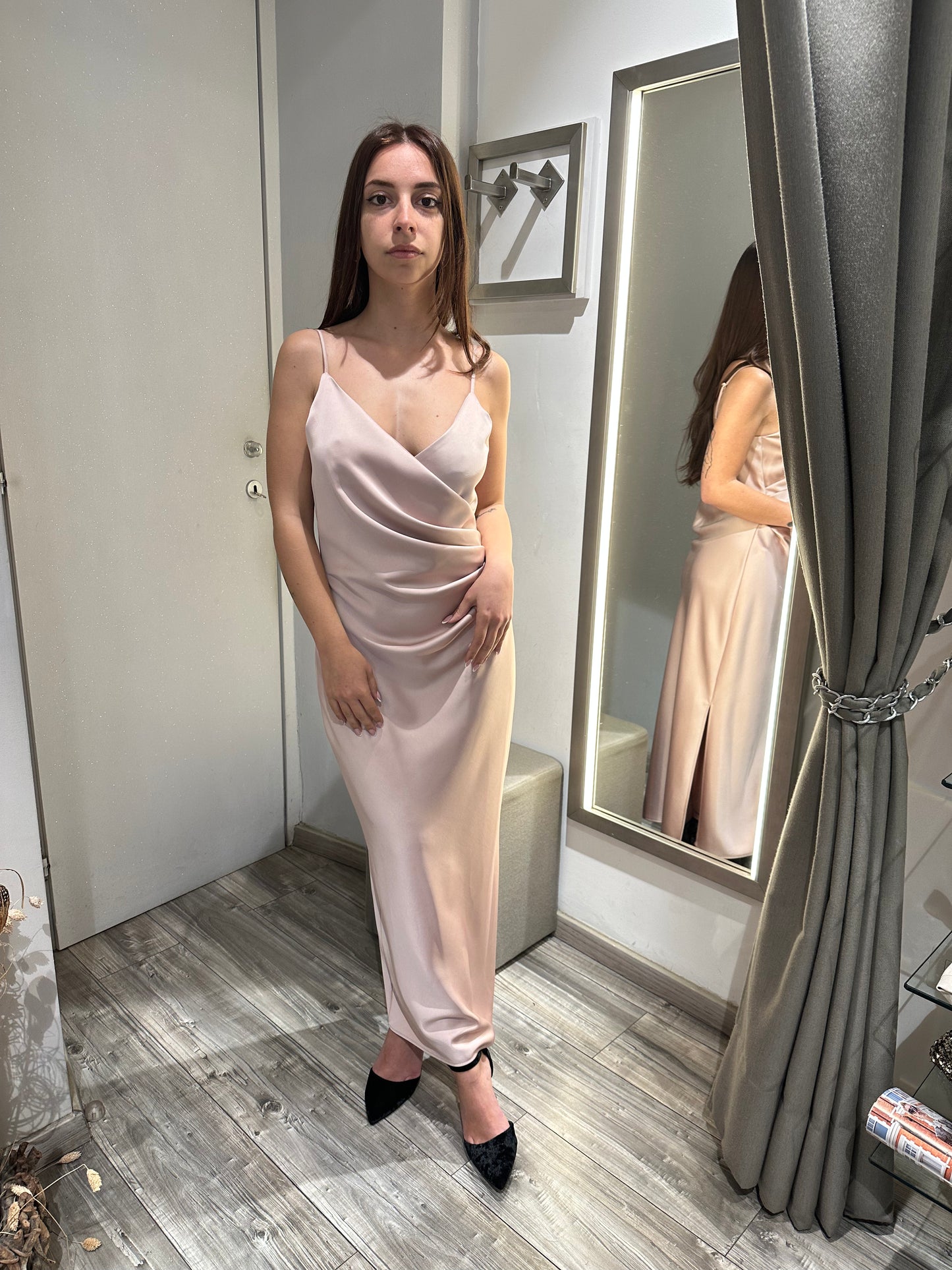 ABITO MIDI DRAPPEGGIATO EFFETTO SATIN ROSA