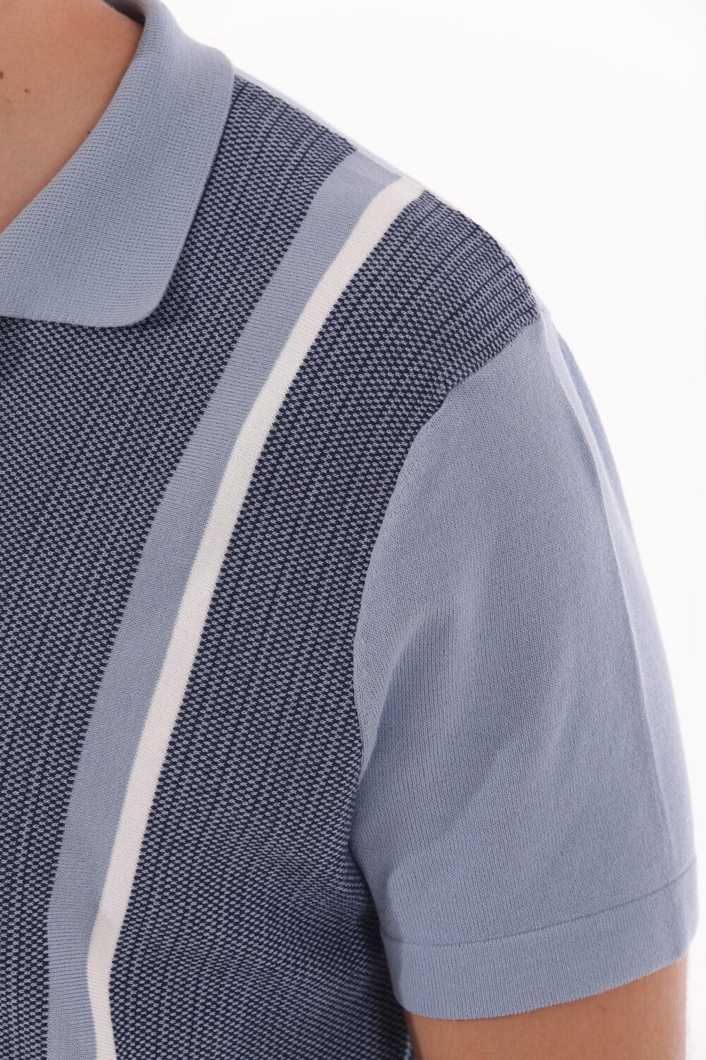 CAMICIA IN MAGLIA CON TEXTURE