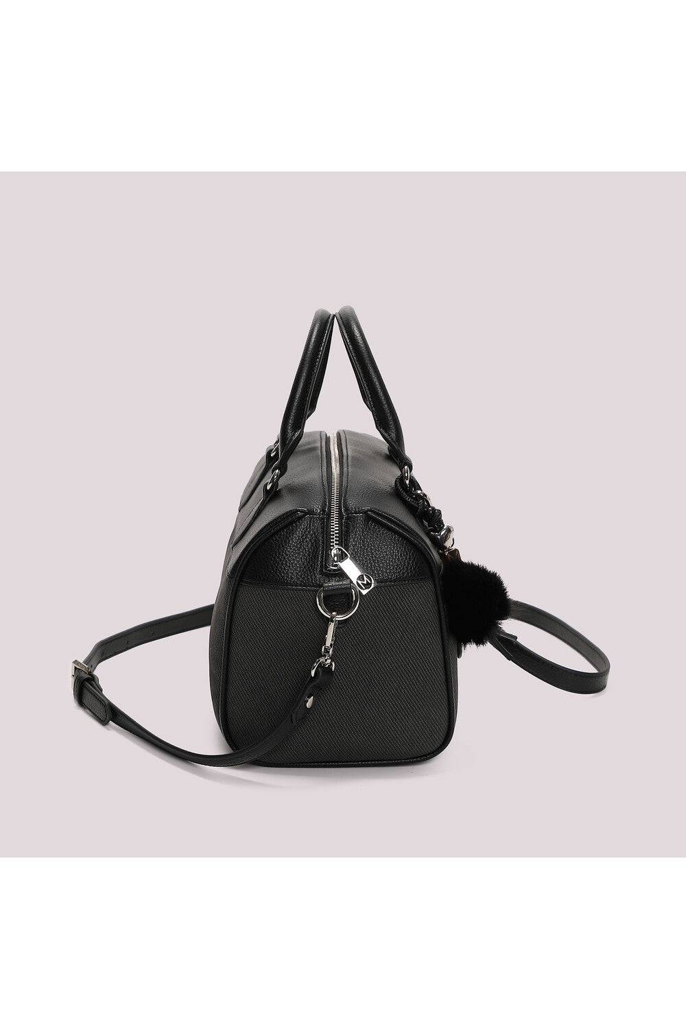 BORSA BAULETTO CON CHARM E CUORE NERO